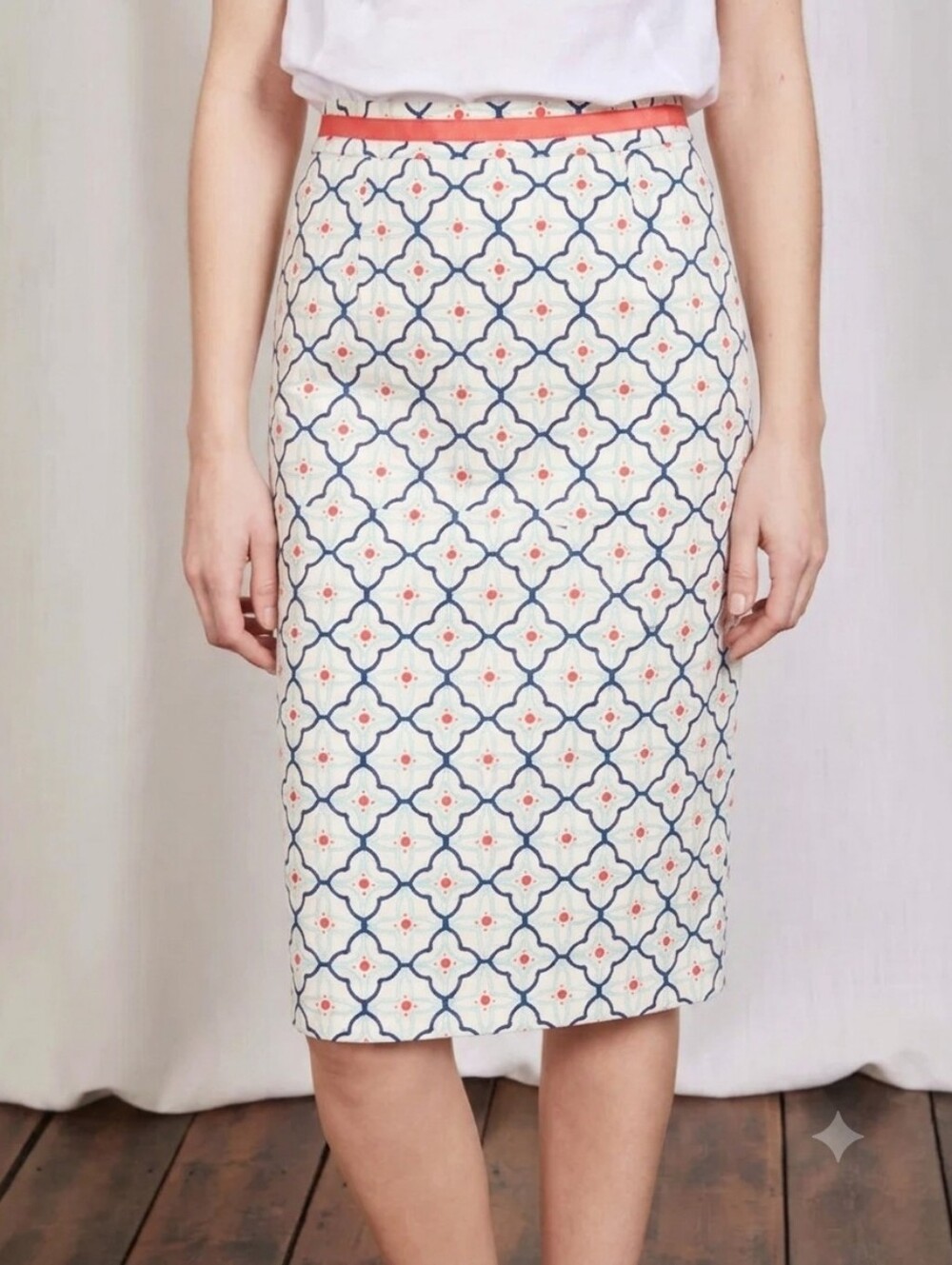 Boden Modern Pencil Skirt